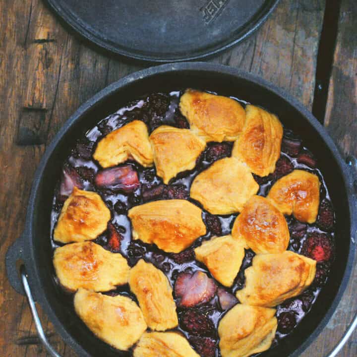 Dutch Oven Delights Camping Recipe Guide. Outdoor Overnights
